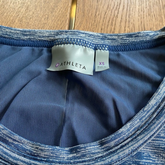 -Athleta (S) slinky mesh short sleeve athletic shirt - Picture 3 of 7